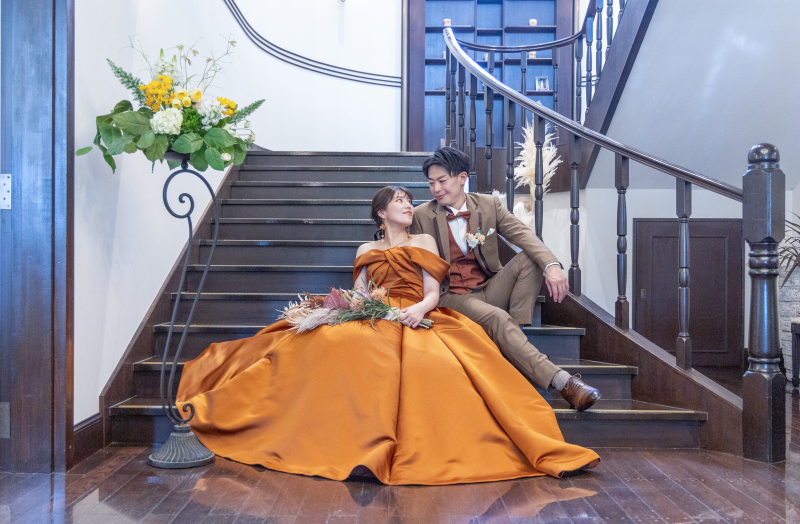 【選べる特典!】結婚式場フォト|衣装+美容+フィッティング+撮影|期間限定|データ10カットプレゼント|土日祝日会場使用料半額