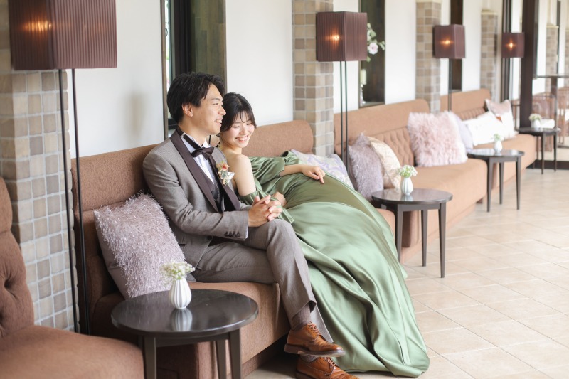 【親子で◎】結婚式場フォト|新郎新婦洋装1着|挙式風|チャペル&ガーデン&邸宅で撮れる|お子さまと一緒に撮影|全データ付
