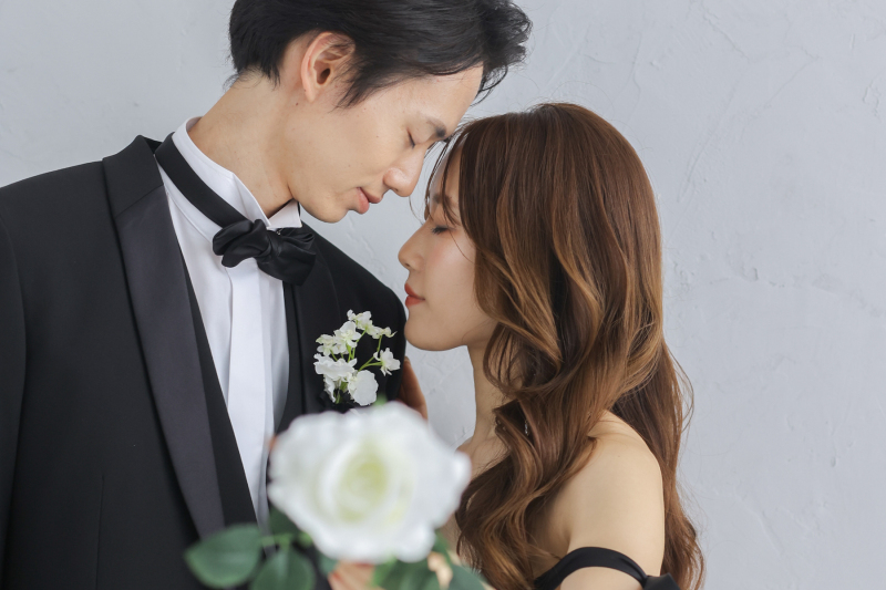 【2025年7月スタジオリニューアル】洋装プラン|衣装+美容+撮影|新スタジオで撮れる|1日で衣装選び~撮影完結OK!