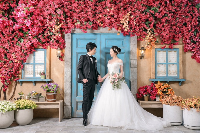 フラワーゲートの下で