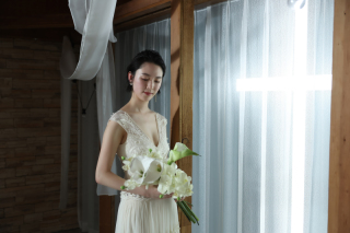 大人っぽくて上品なソロフォトウェディング