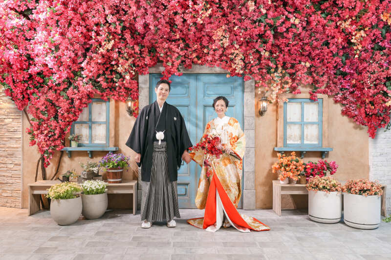 ブーゲンビリアに囲まれて