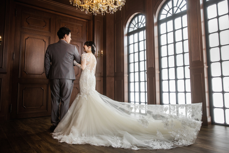 定番の、ドレスふわっとショット