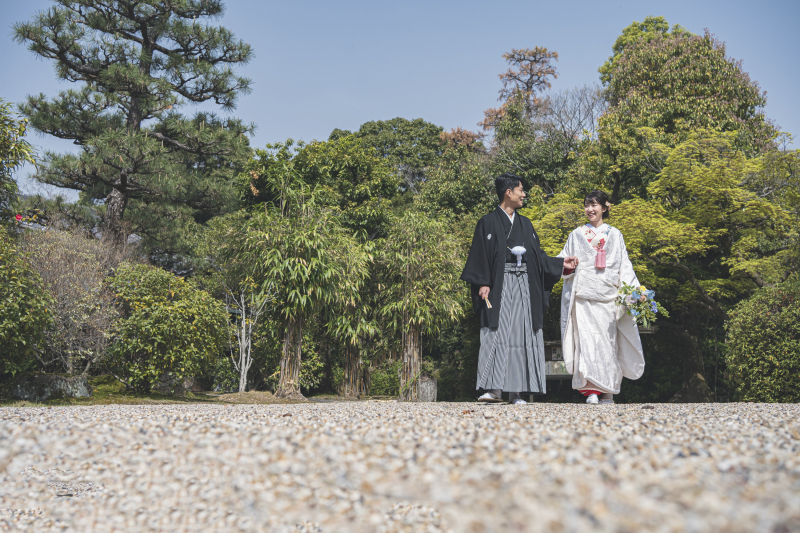 お庭で自然な写真を