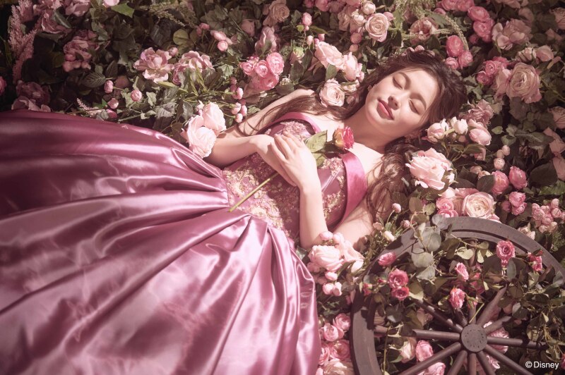 キャラクターや衣裳の世界観に合わせた色調補正！