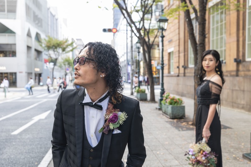 花嫁が見つめる先には
