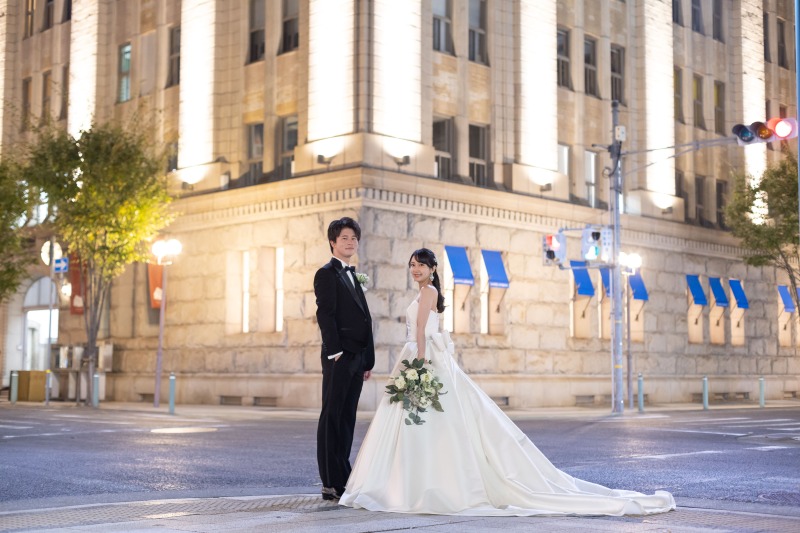 凛とした新郎新婦の姿が美しい