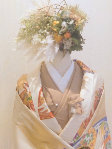 打掛の襟を変えてイメージをより華やかに✳︎