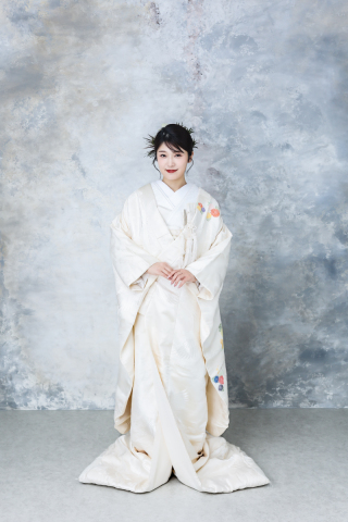 UW-107 菊花牡丹に鶴(色刺繍）