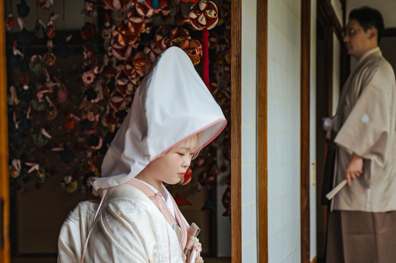 想い、静かに結ぶ