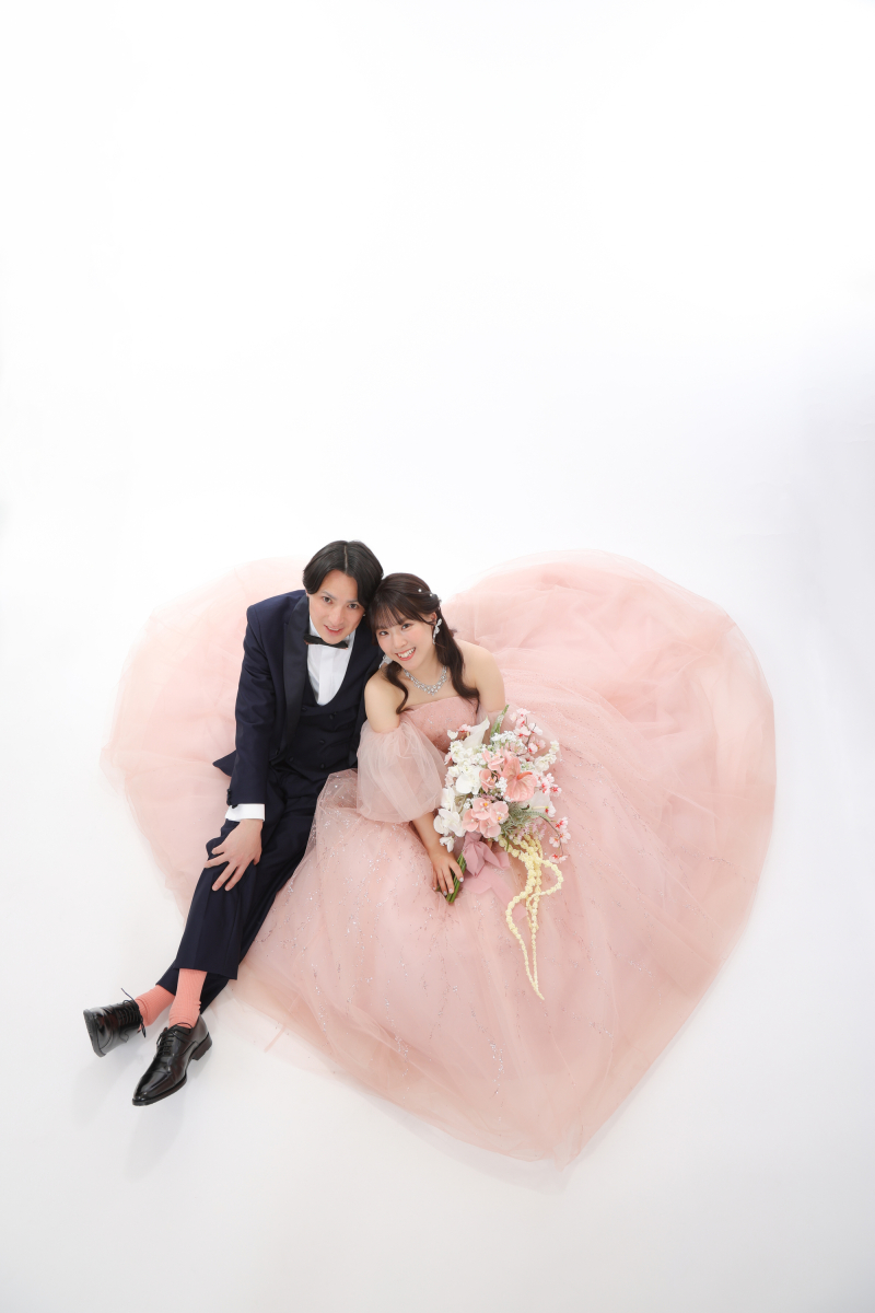 ピンクに包まれたふたり