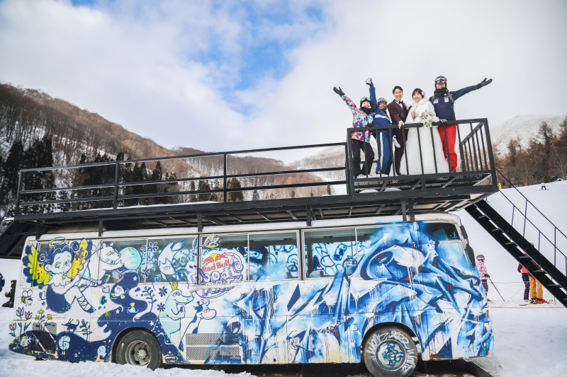 みんなでいえーい