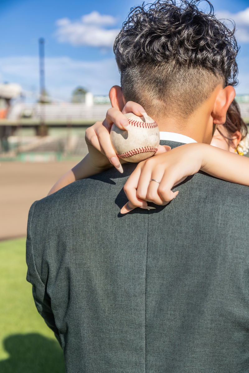 「背中で語る、永遠のサイン。」