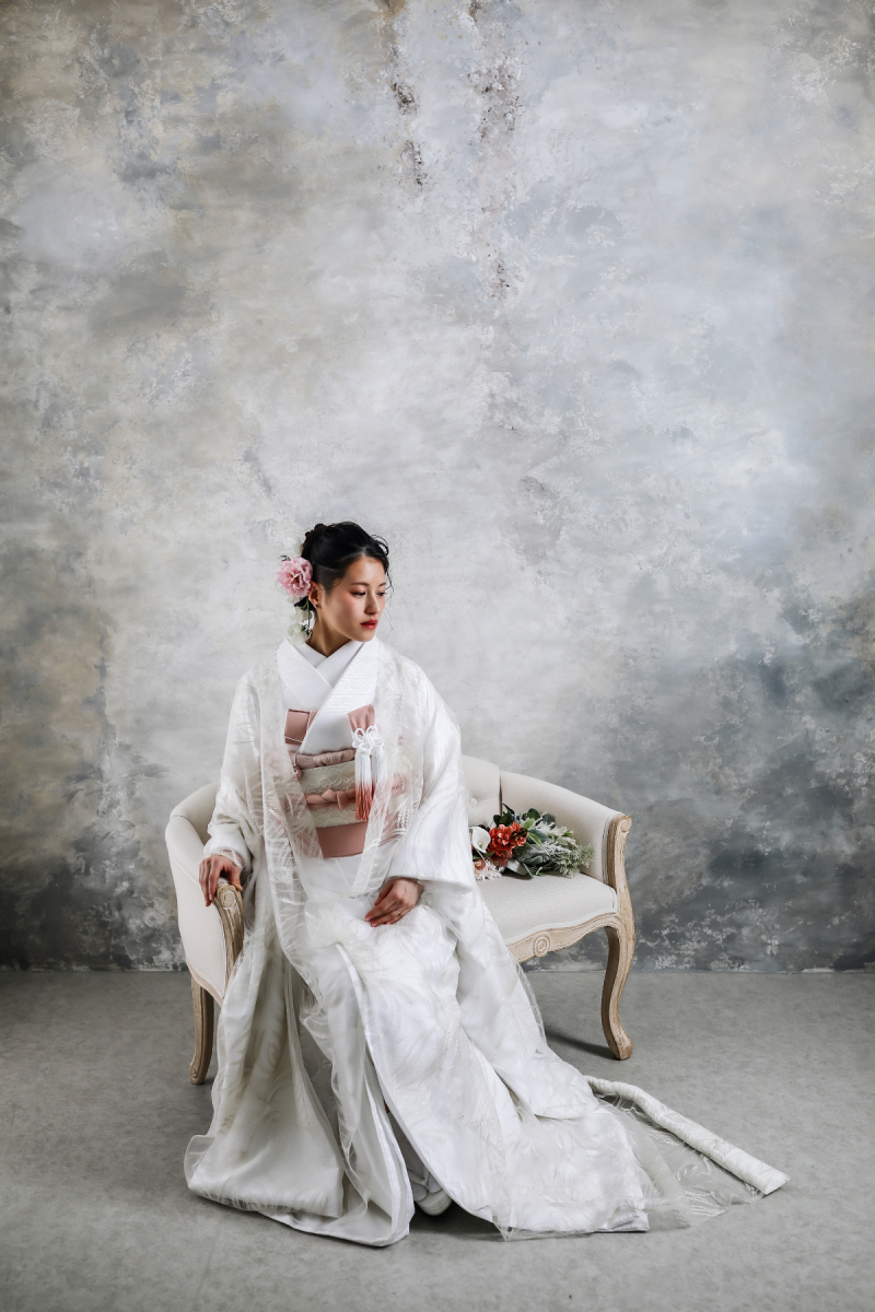 ウエディングフォトスタジオReiMei+_衣装の試着ができる