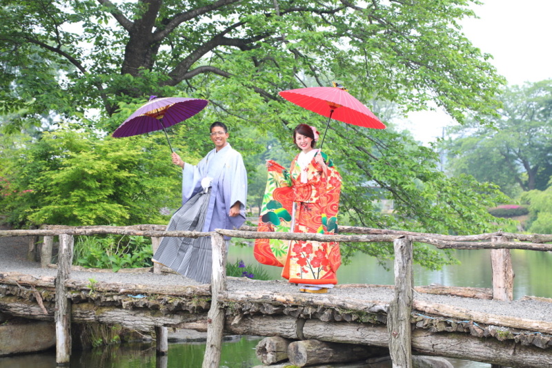 ウエディングフォトスタジオReiMei+_庭園で撮影できる