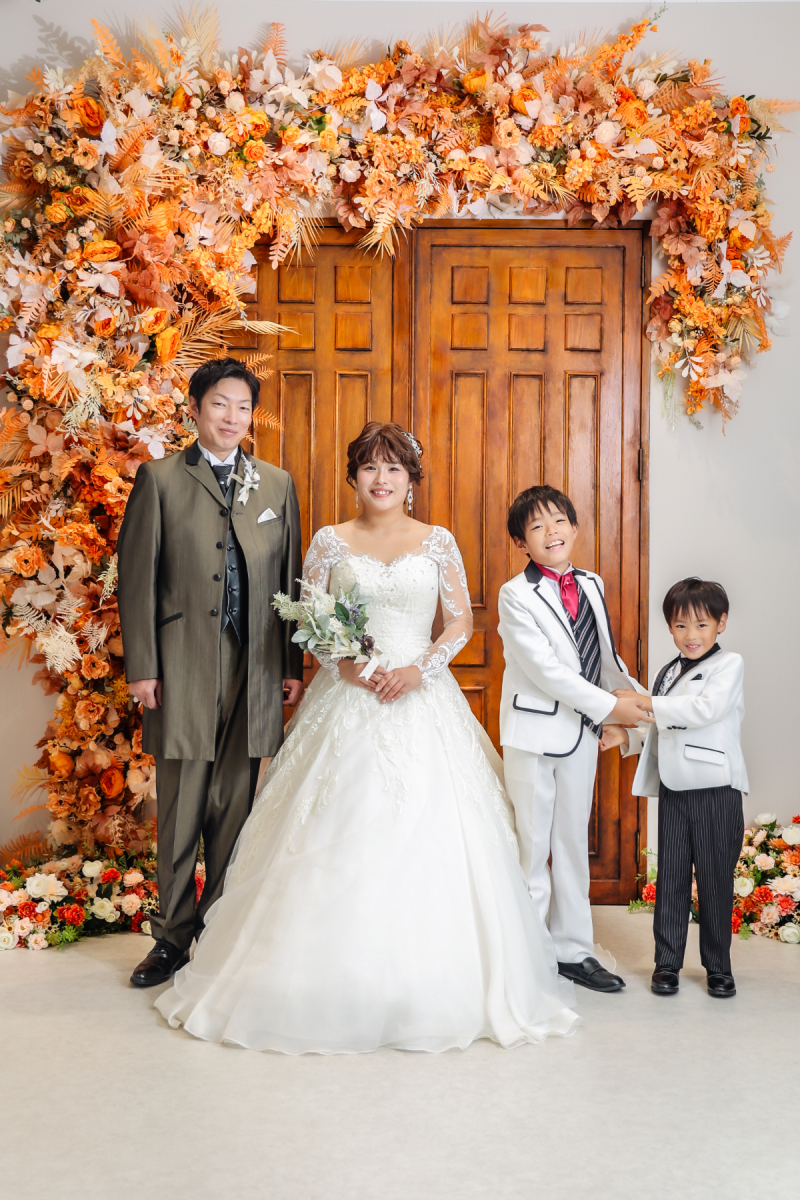 ウエディングフォトスタジオReiMei+_家族・友人を撮影に呼べる