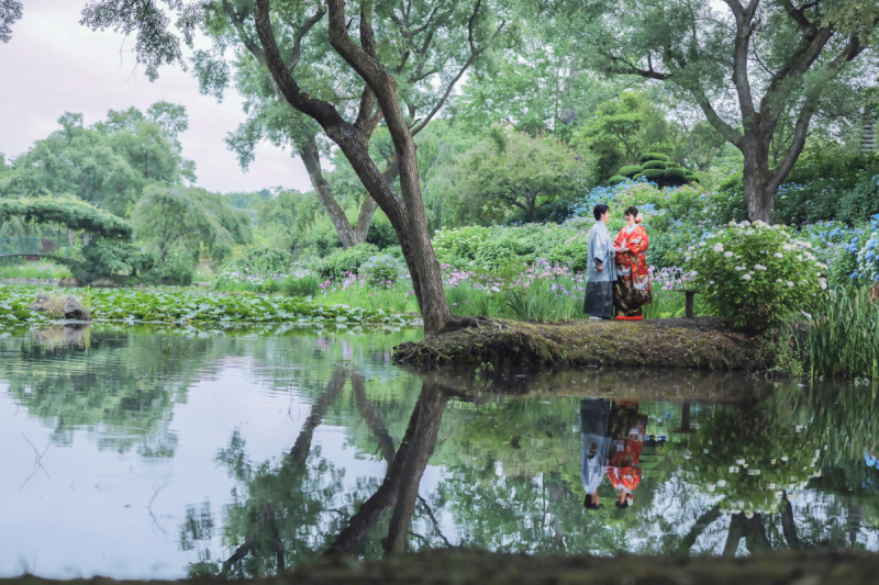 ウエディングフォトスタジオReiMei+_庭園で撮影できる