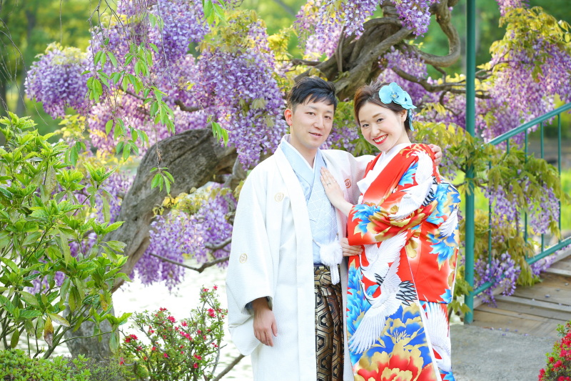 ウエディングフォトスタジオReiMei+_庭園で撮影できる