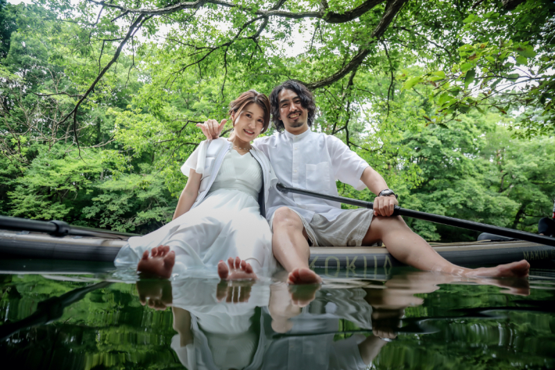 SUPのアクティビティを行いながら撮影。胸まで水に浸かりながら撮影しました。