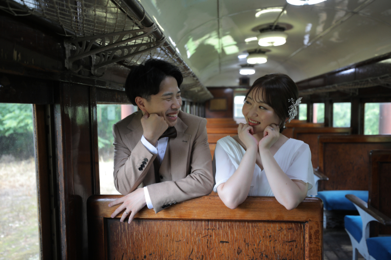 【ひまわりフォトウェディング９月上旬までの撮影】洋装1着ロケーション撮影プラン【データ100カットつき】