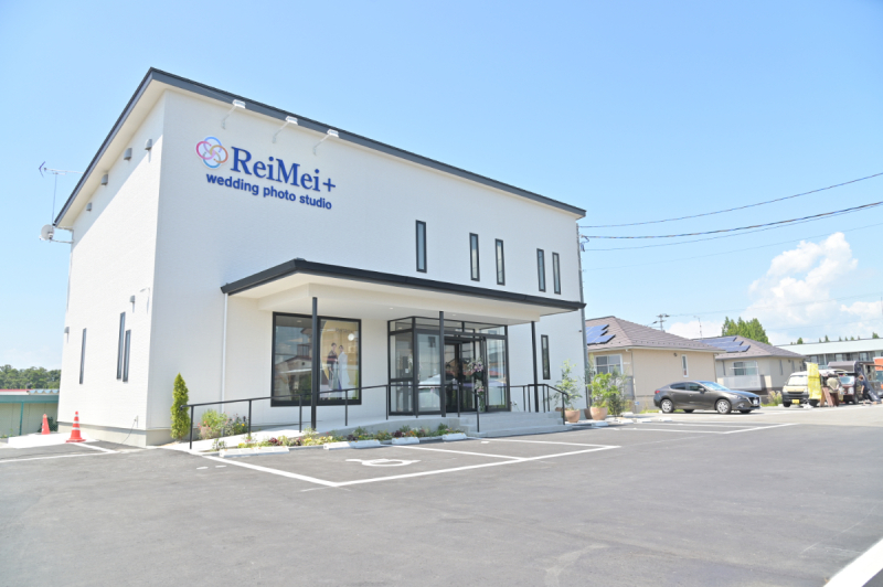 【よくばりプラン】洋装・和装2着スタジオ撮影プラン【データ100カットつき】