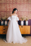 《提携店衣装》DP33 / 追加料金あり