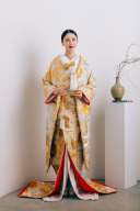 【UC03】ゴールド梅と御所車(掛下白)