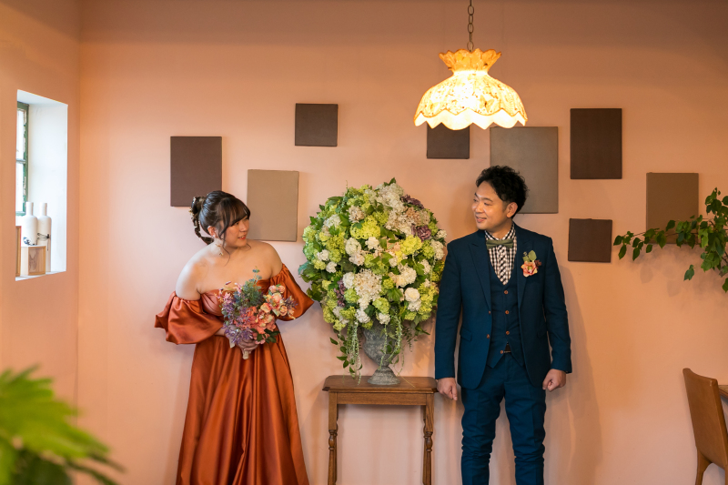 二人で覗き込んで