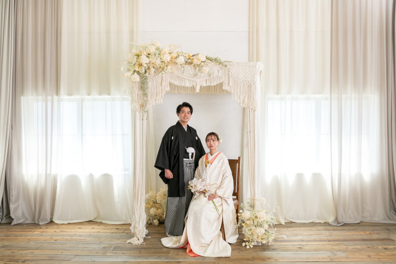 チャペル風背景で