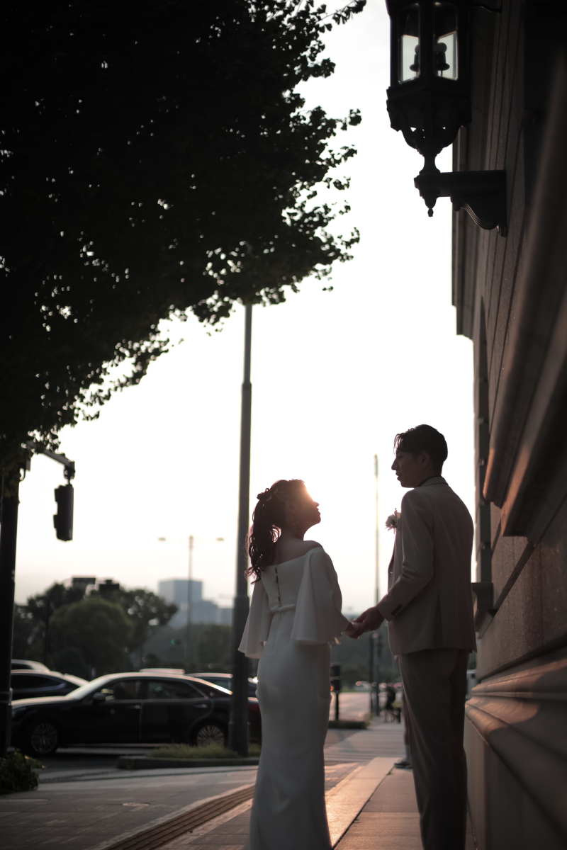 夕陽に照らされて