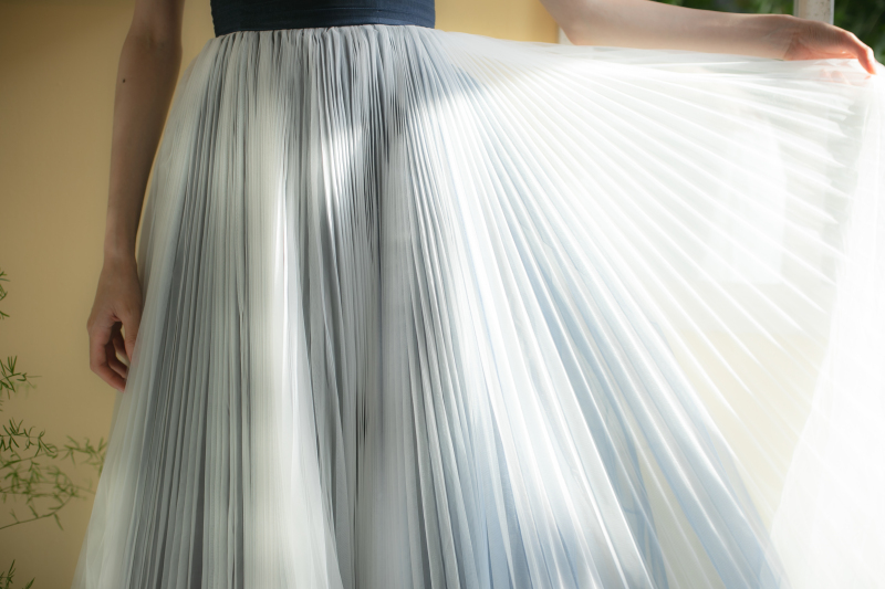 天窓から流れ込む自然光が、ディテールを美しく描く