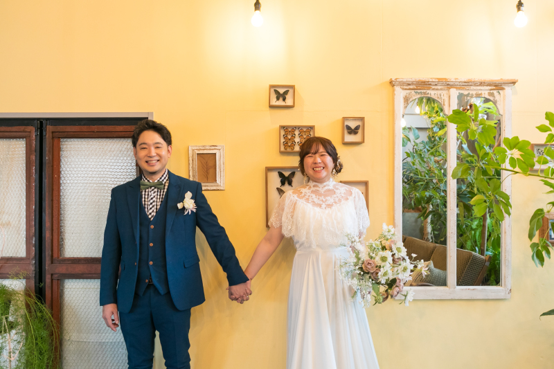 手を繋いでラフに