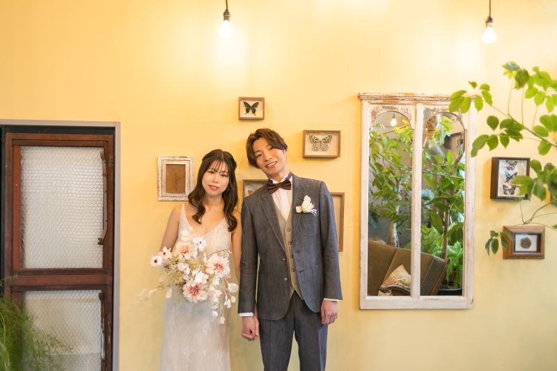 最後はシンプルに手繋ぎショット