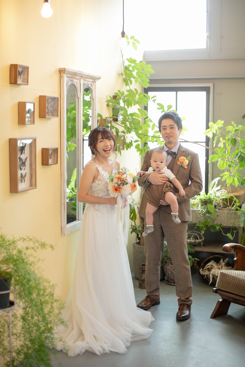 弾けるような笑顔で