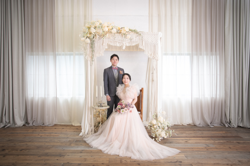 チャペル風背景からスタート