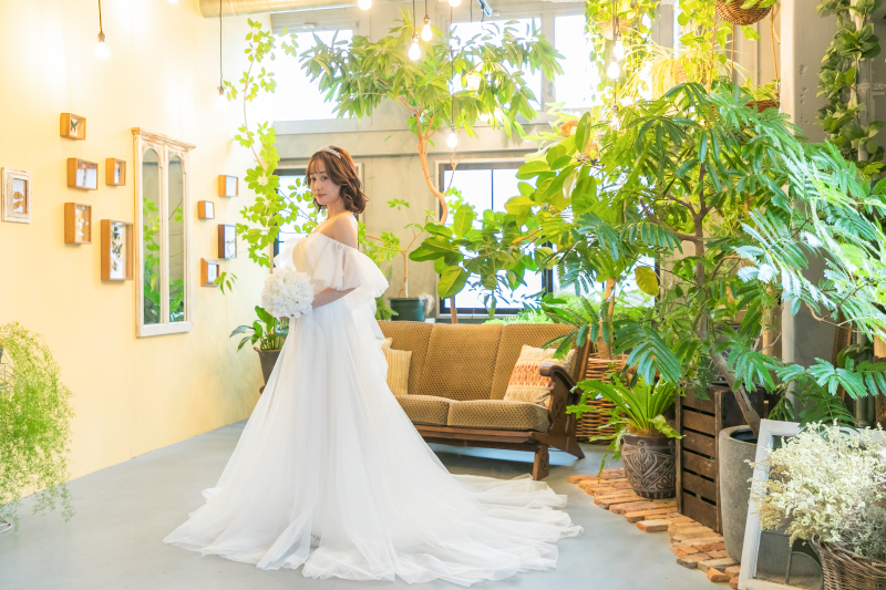 流し目のご新婦様