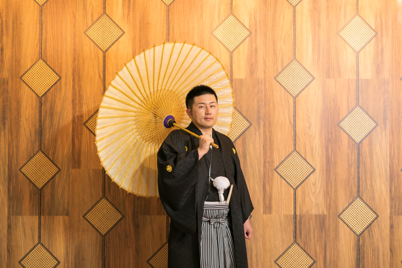 ご新郎様のソロショットで撮影スタート