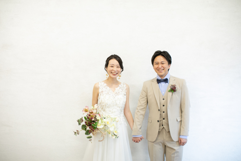 いつも通り手を繋いで。