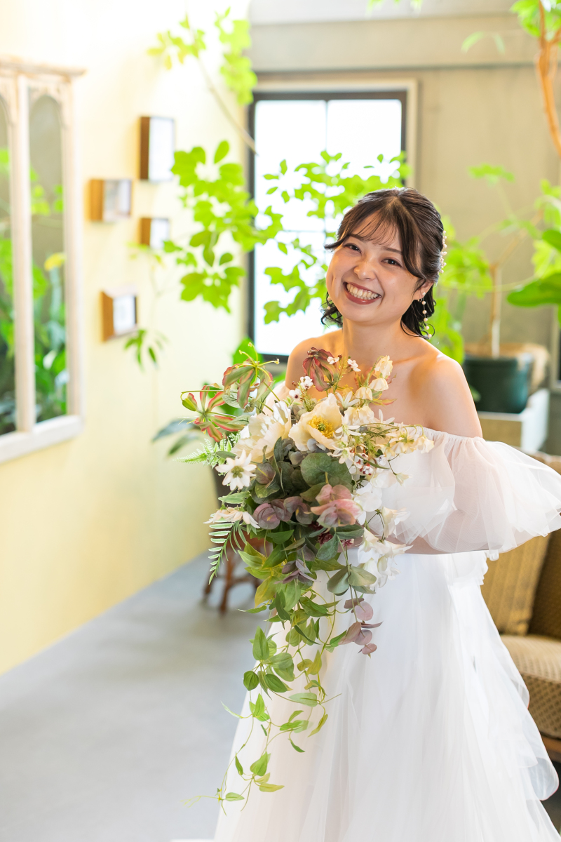 ご新婦様の無邪気な表情