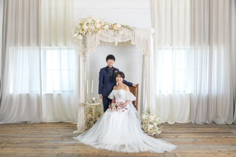 チャペル風背景で