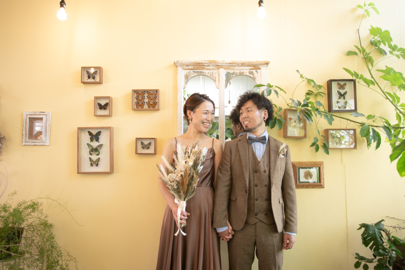 いつものように手を繋いで