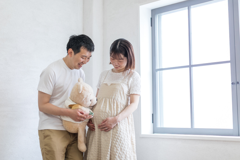 お二人の大切なぬいぐるみとともに