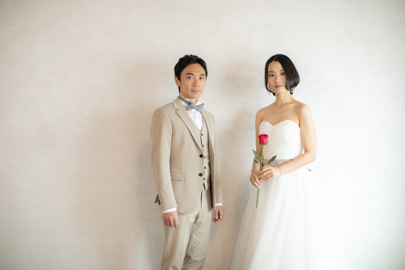 最後は、白い壁の前でシンプルに