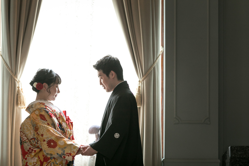 お二人で手をとりあって