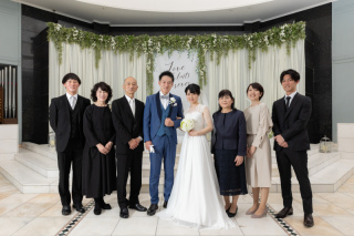 ご家族と一緒にチャペルフォト