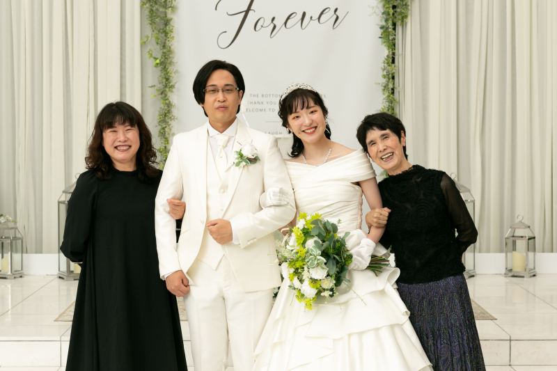 チャペル＆スタジオフォト（ご家族様も一緒に！）