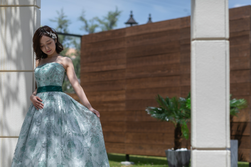 カラードレスにチェンジ