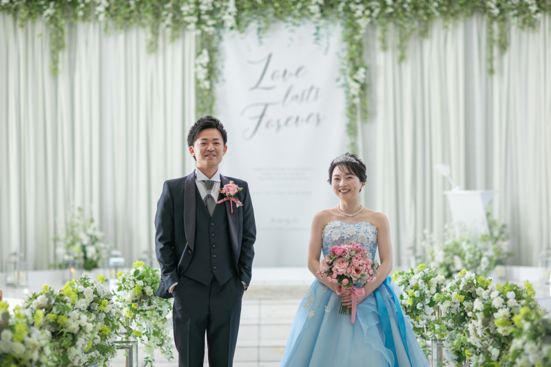 カラードレスでチャペルフォト