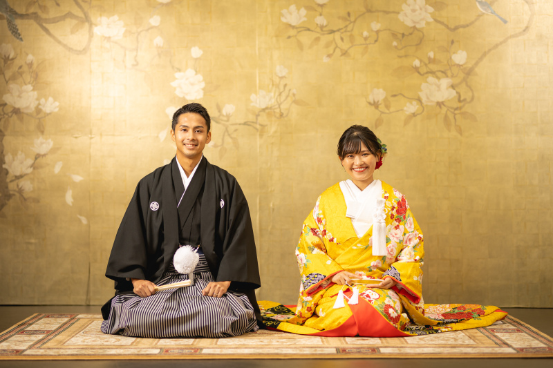 ちょこんと正座で