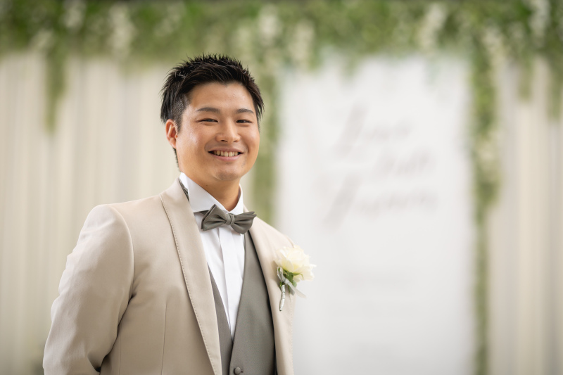 新郎ソロで見せる柔らかい表情